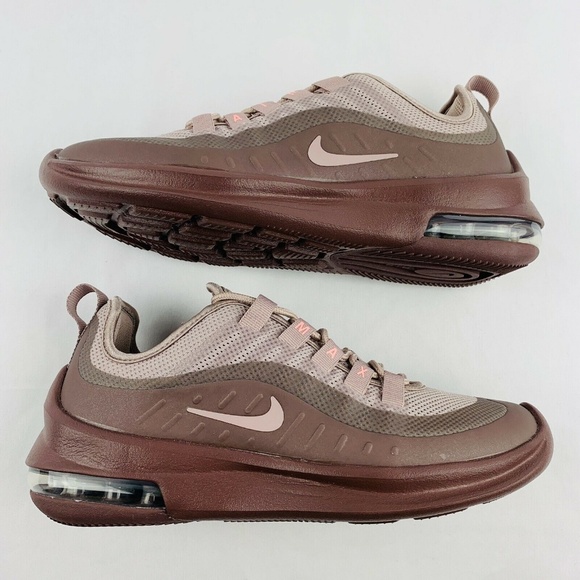 NWB Womens Nike Air Max Axis Athletic Running - Picture 5 of 8